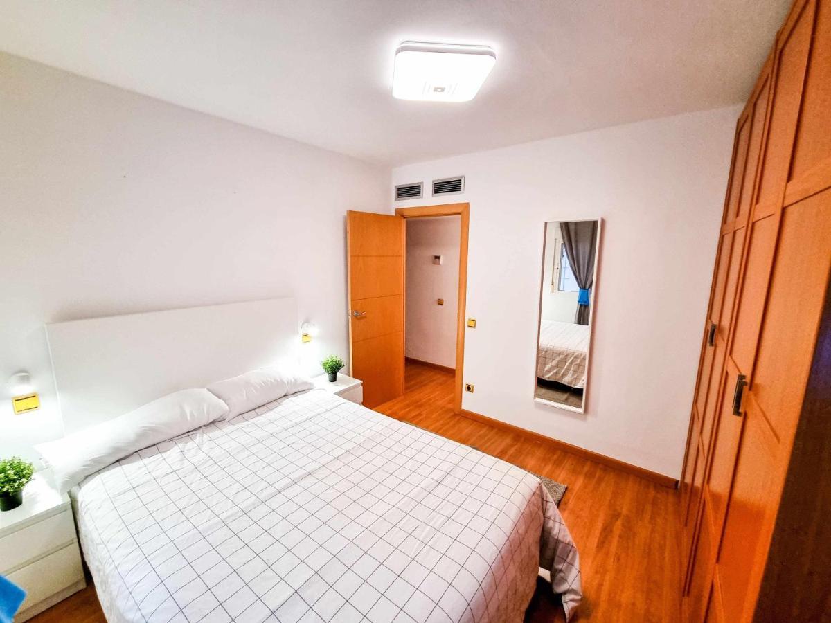 Fuentes Del Pilar Comotucasa Apartment